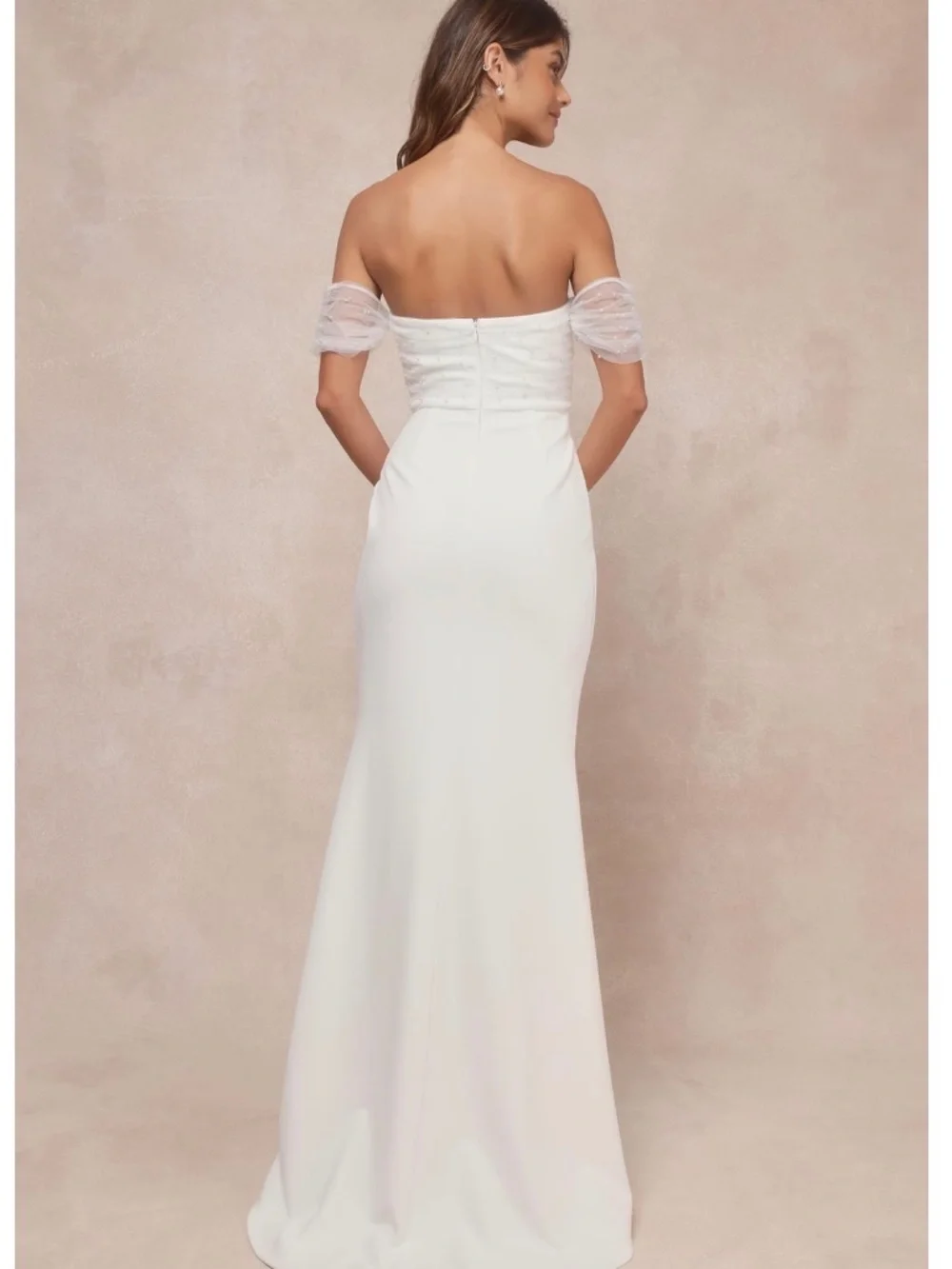 NWOT Lulus Profound Glamour Ivory Pearl Off-the-Shoulder Tulip Wedding Dress S
